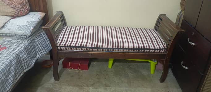 two seater setter type of woods