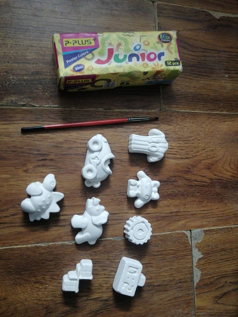 Chalk with paint 0