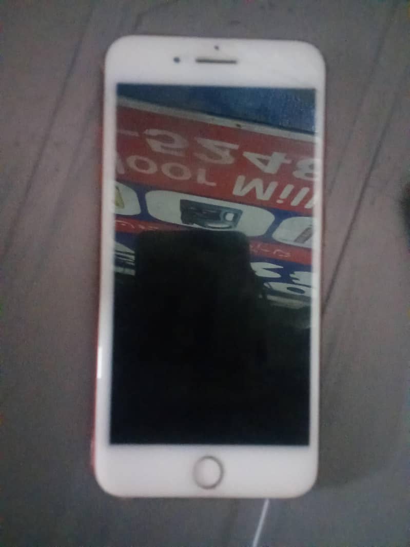 Apple iPhone 7 Plus 1