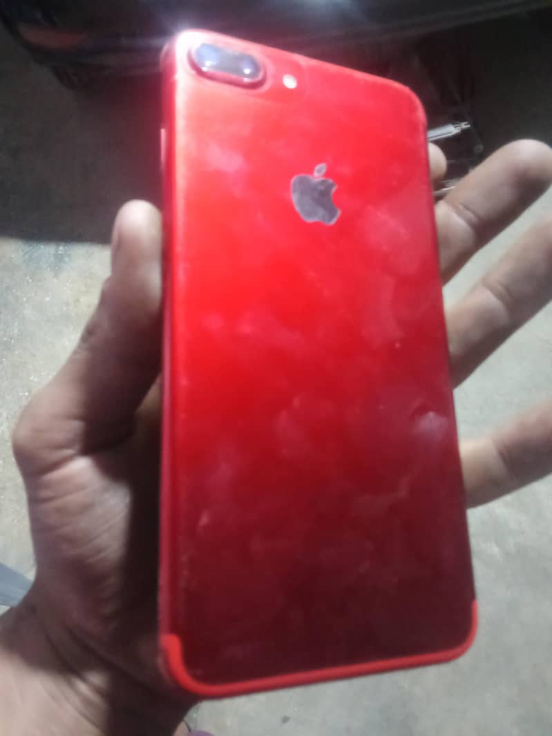 Apple iPhone 7 Plus 3