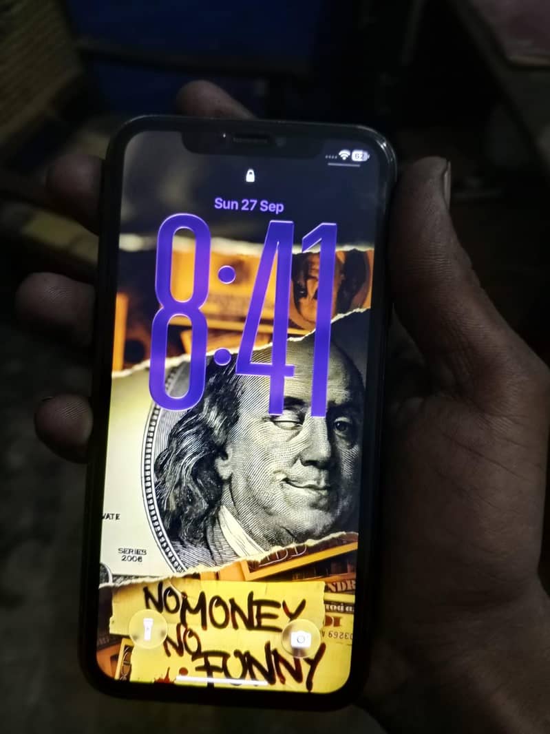 Apple iPhone 11 3