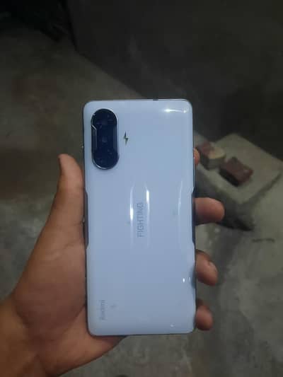 mobile all okay without charger and without box mobile full oky hn 10