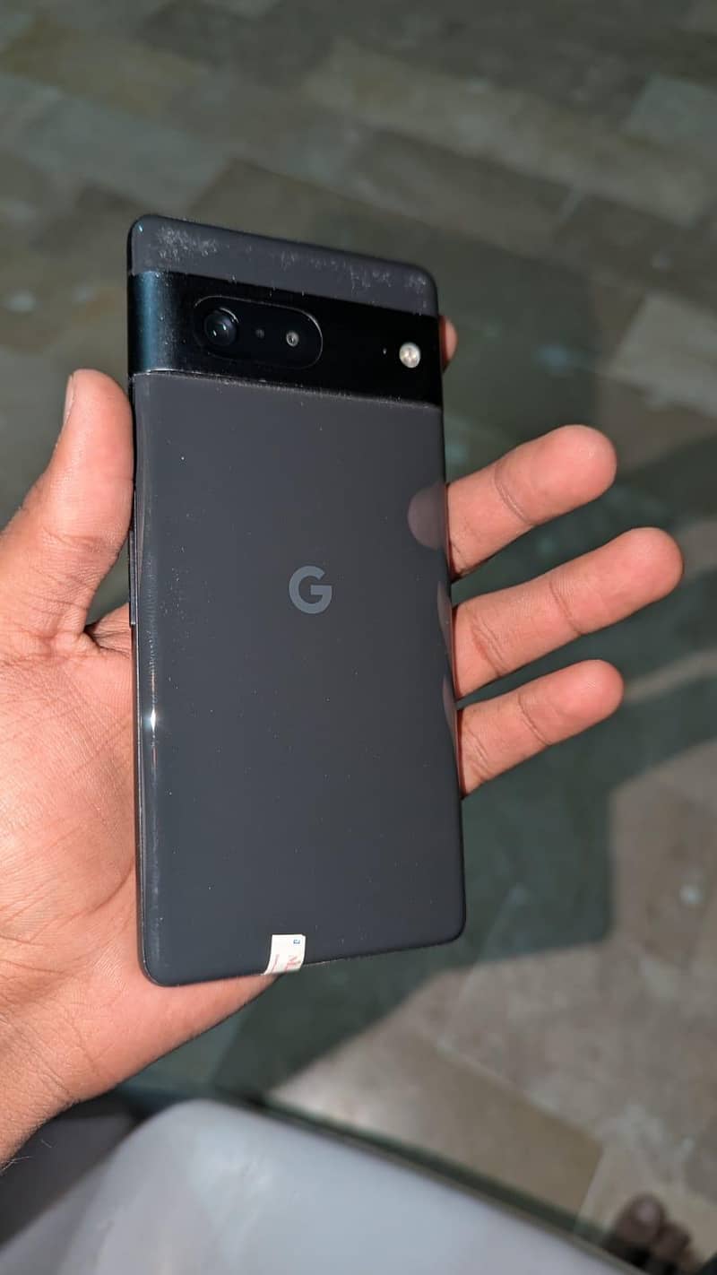Google Pixel 7 4