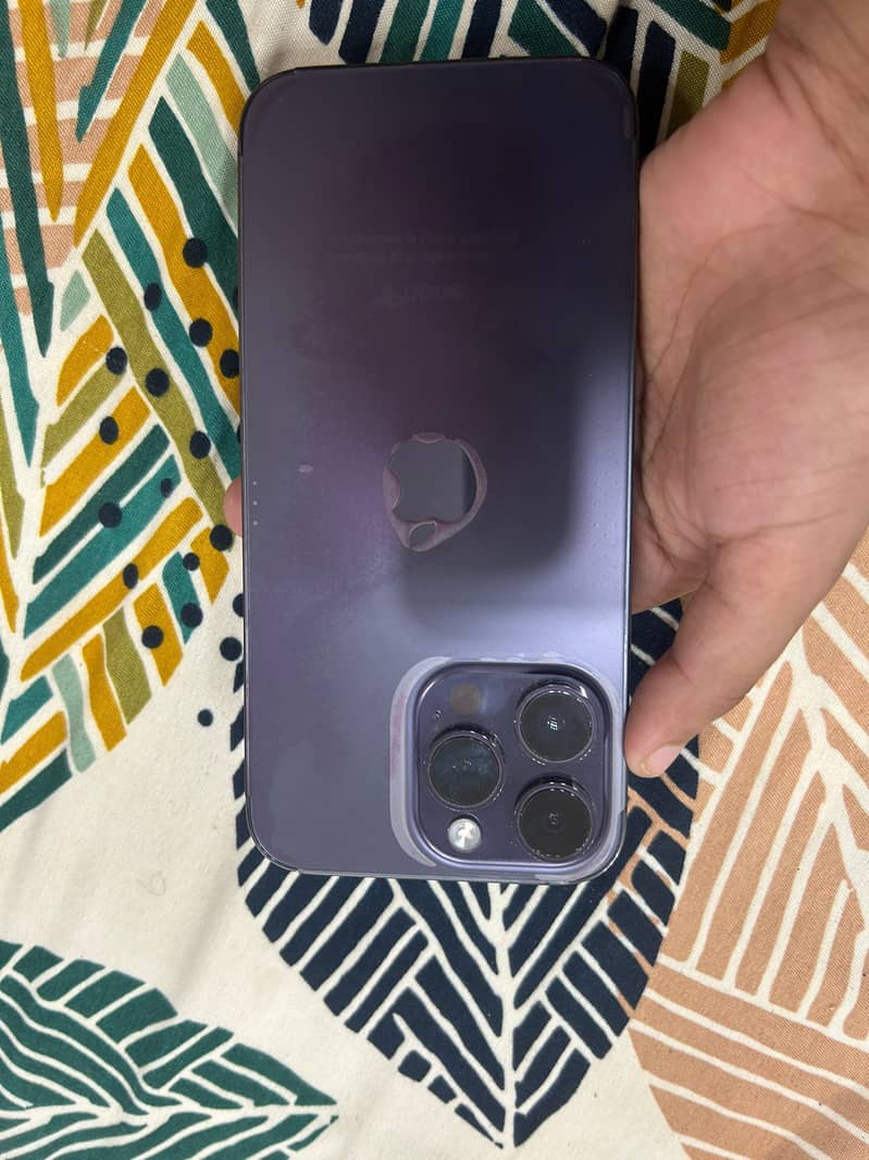 Apple iPhone 14 Pro Max 0