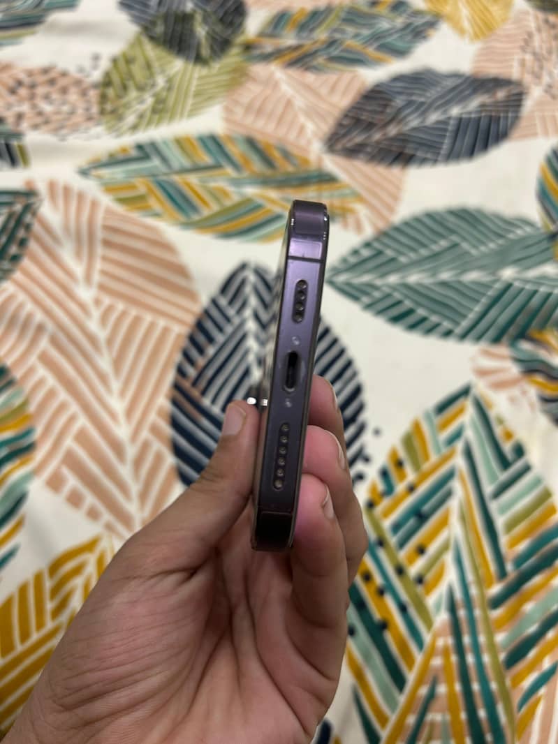 Apple iPhone 14 Pro Max 2