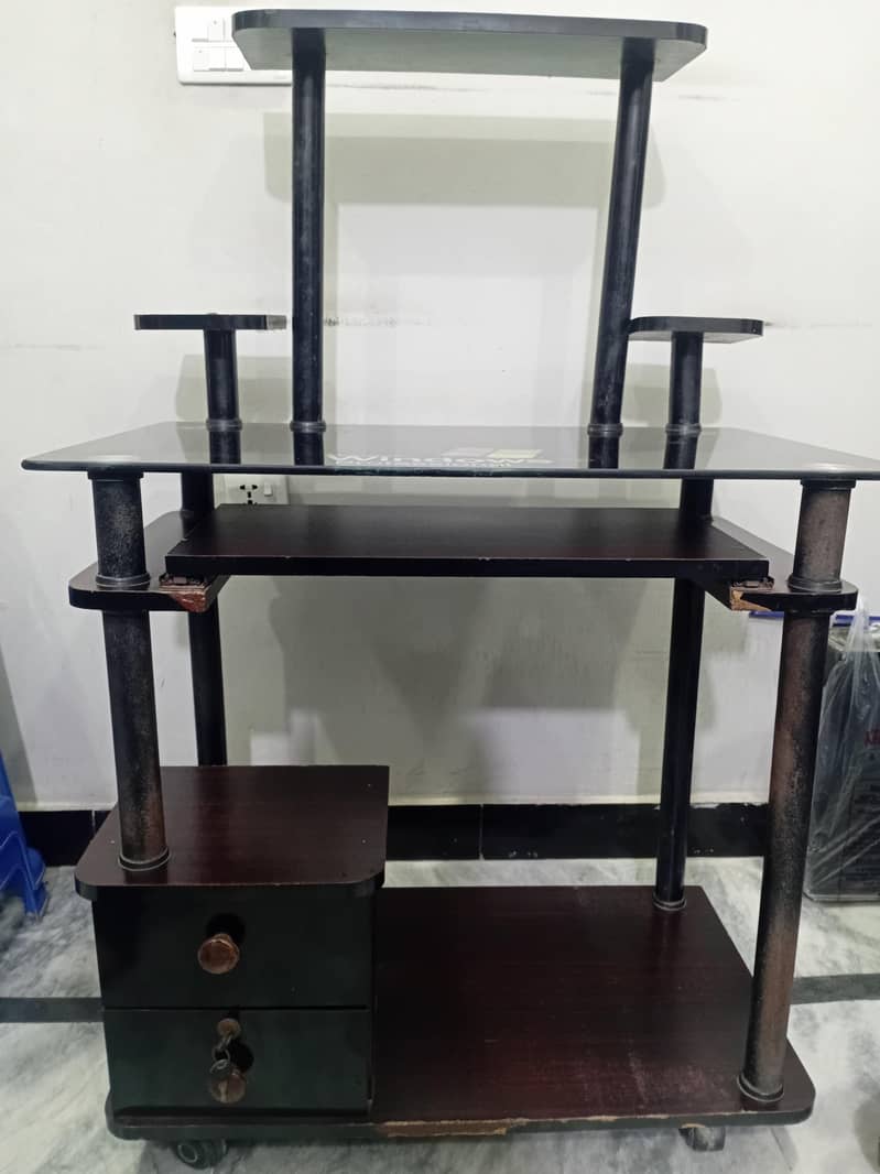 Used Computer Table 1