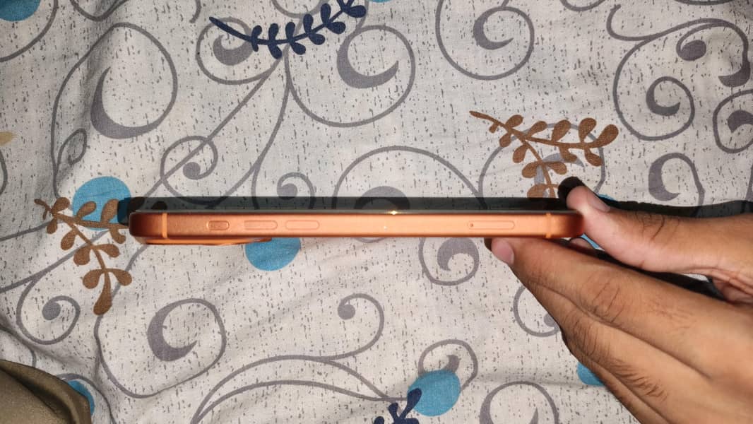 Apple iPhone 17 Pro Max 6
