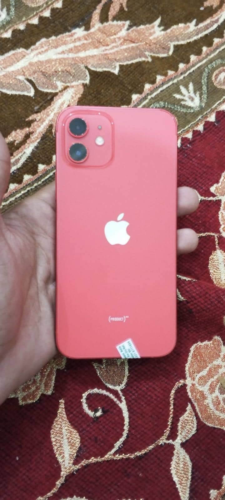 Apple iPhone 12 4
