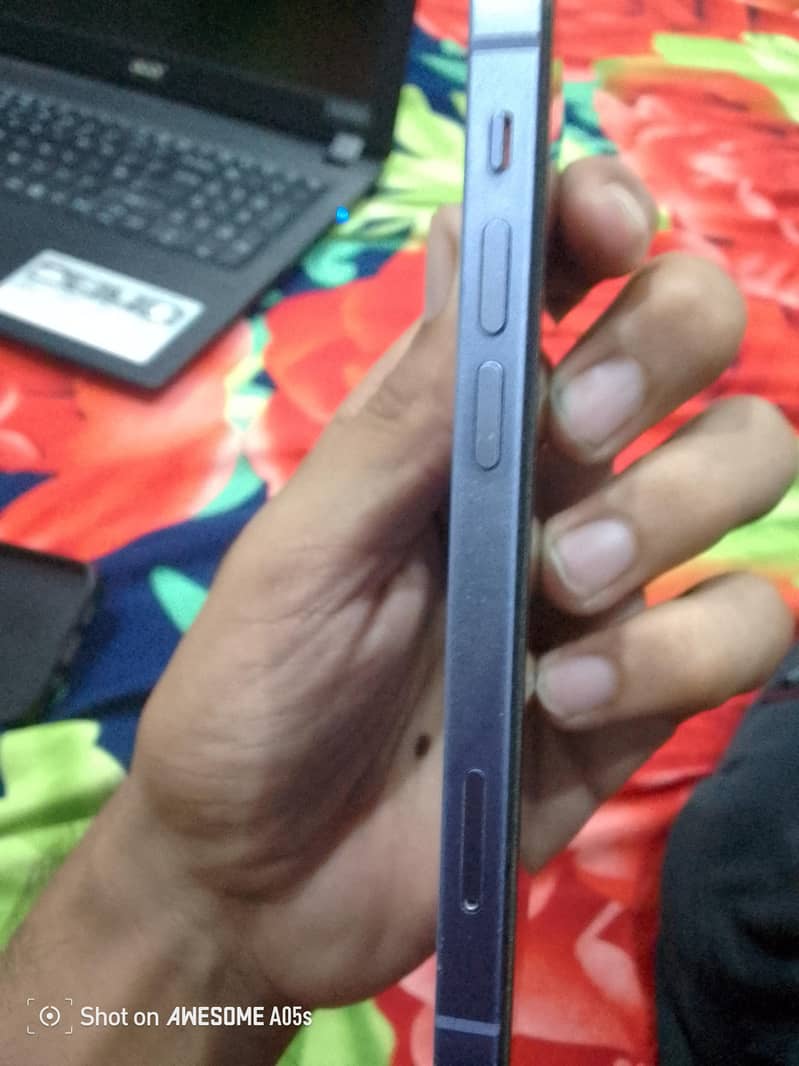Apple iPhone 12 mini 2
