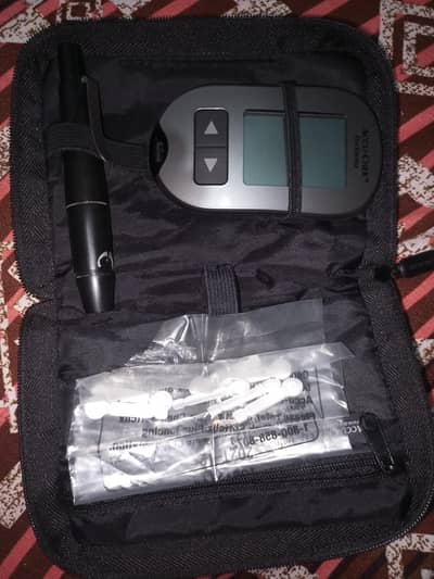 Accu-Chek Performa Glucometer | Lightly Used | Original Case