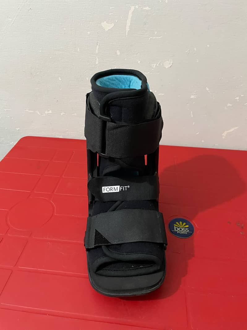Dyna Pro Hinged Angle Adjustable Knee Brace 16