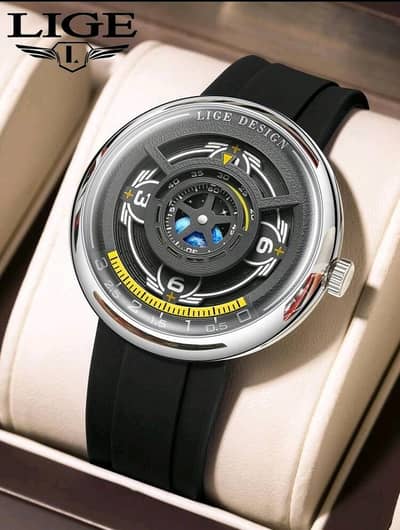 Lige rotation Earth themed watch