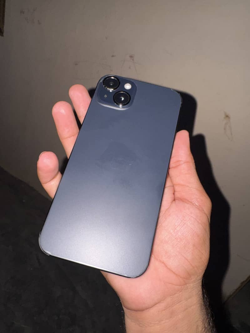 Apple iPhone 15 plus 0