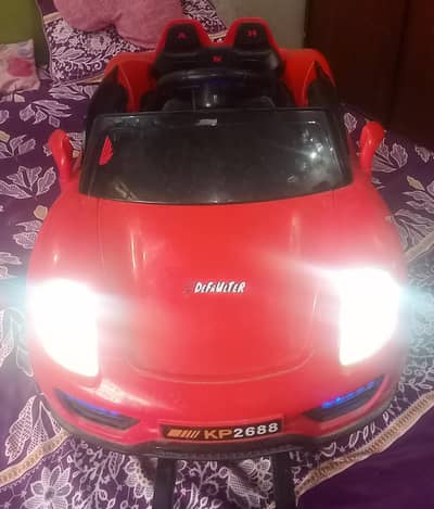 IMPORTED KIDS CAR with REMOTECONTROL & OPERABLE DOORS / All ok