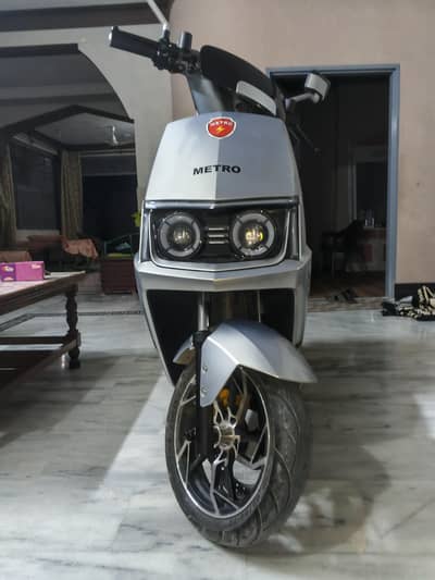 Metro M6 Lithium