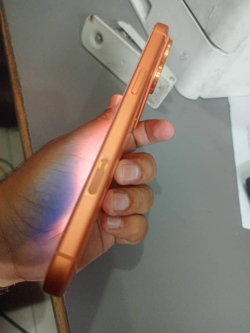 Apple iPhone 17 Pro Max 3