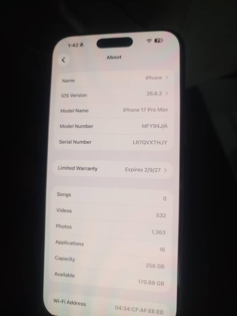 Apple iPhone 17 Pro Max 4