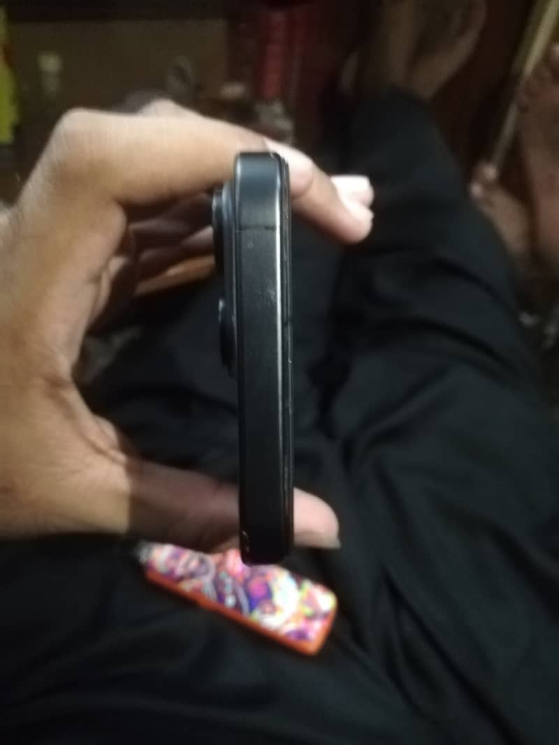 Iphone 15 pro max 3