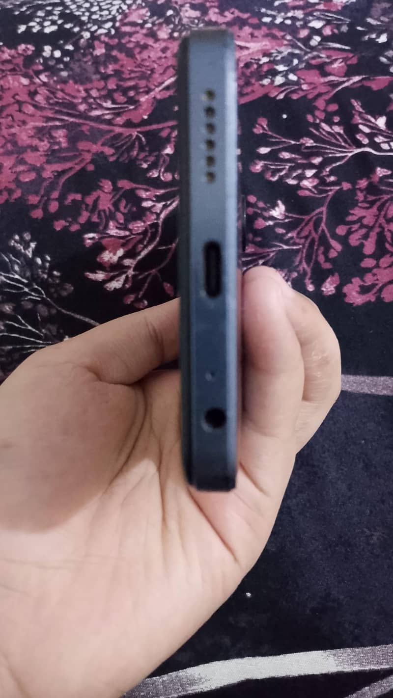 Tecno Spark 20C 2