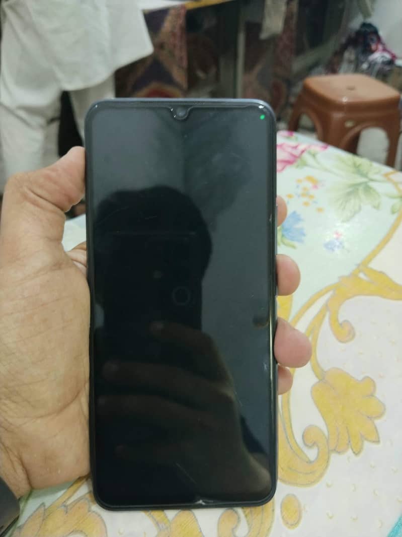 Vivo V21e 4