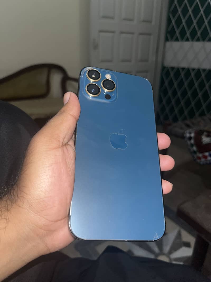 Apple iPhone 12 Pro Max 2