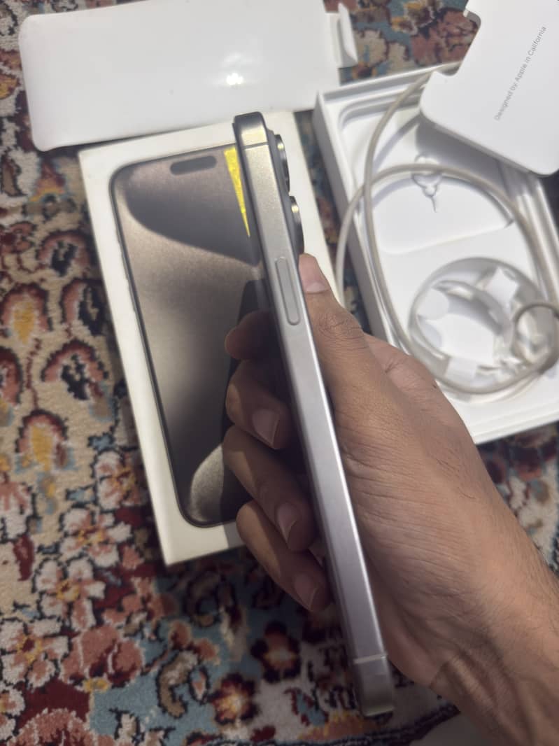 Apple iPhone 15 plus 1