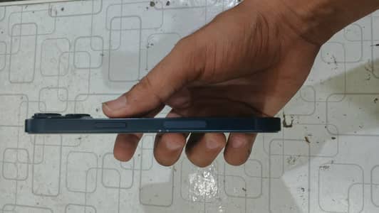 Apple iPhone 14