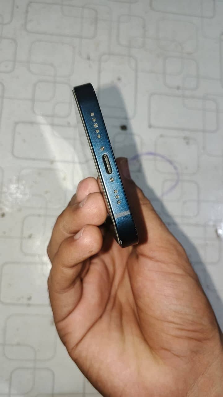 Apple iPhone 14 2