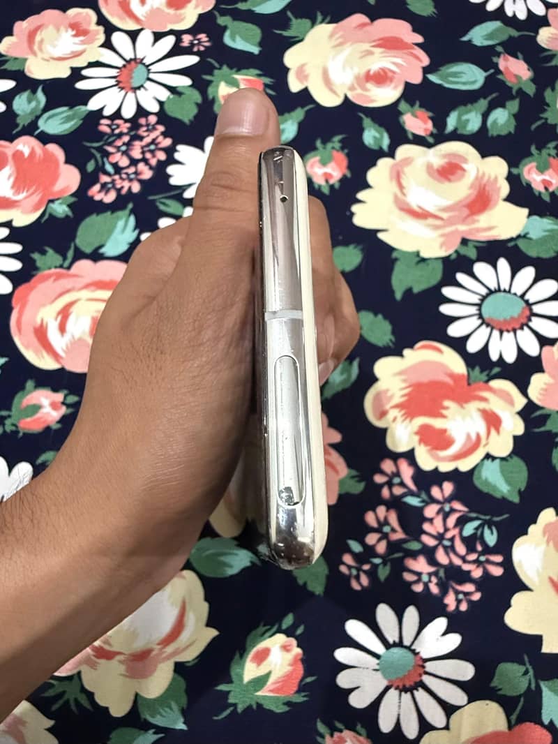 Google Pixel 7 Pro 6