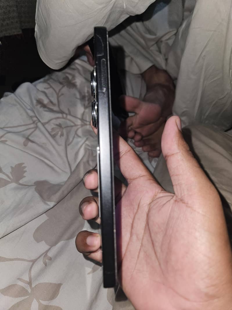 Xiaomi Redmi Note 13 Pro 4