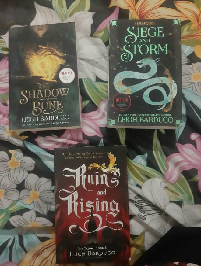 Shadow & Bone Triology 0