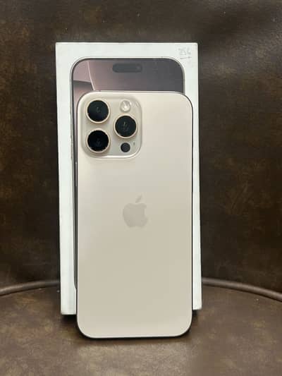 Apple iPhone 16 Pro Max