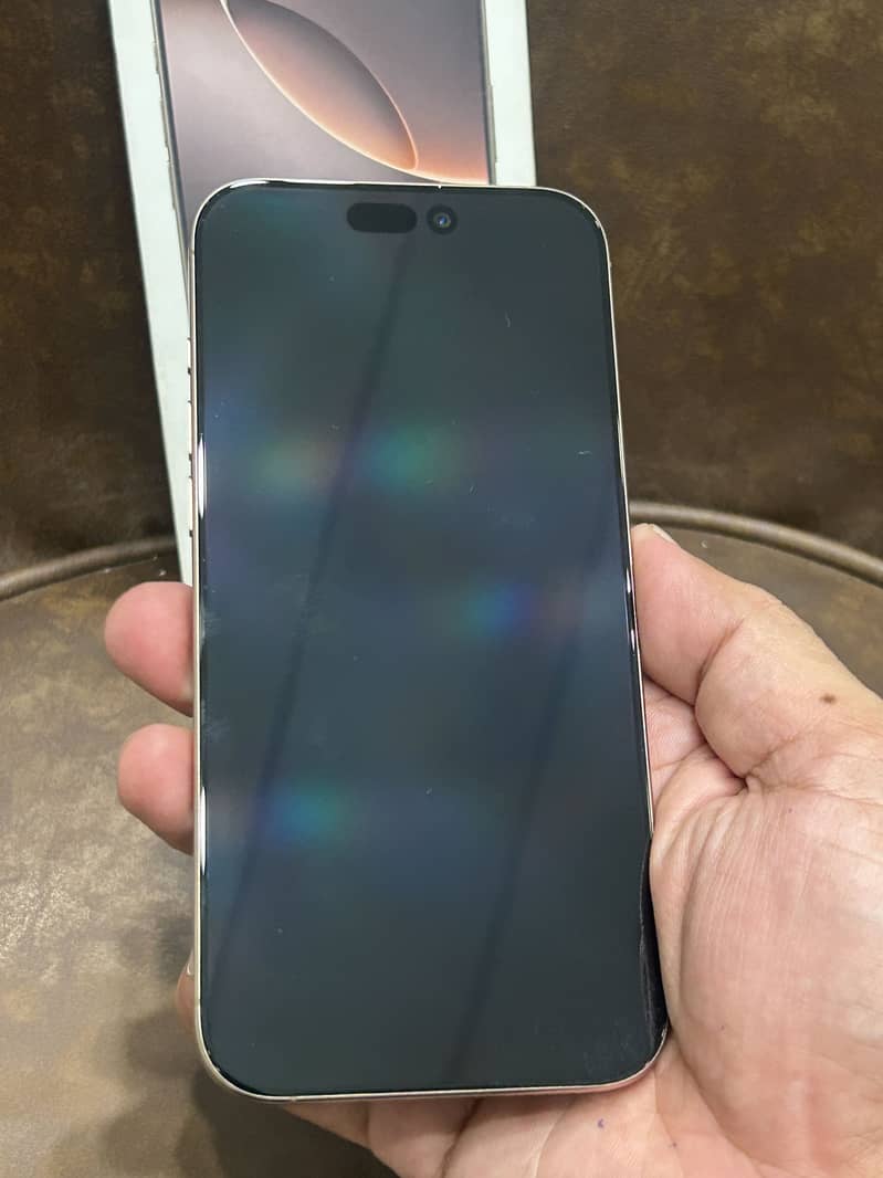 Apple iPhone 16 Pro Max 5