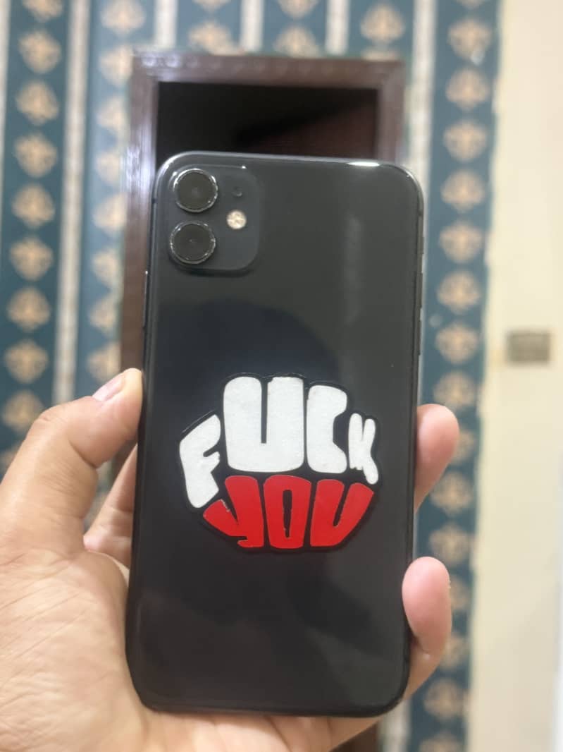 Apple iPhone 11 3