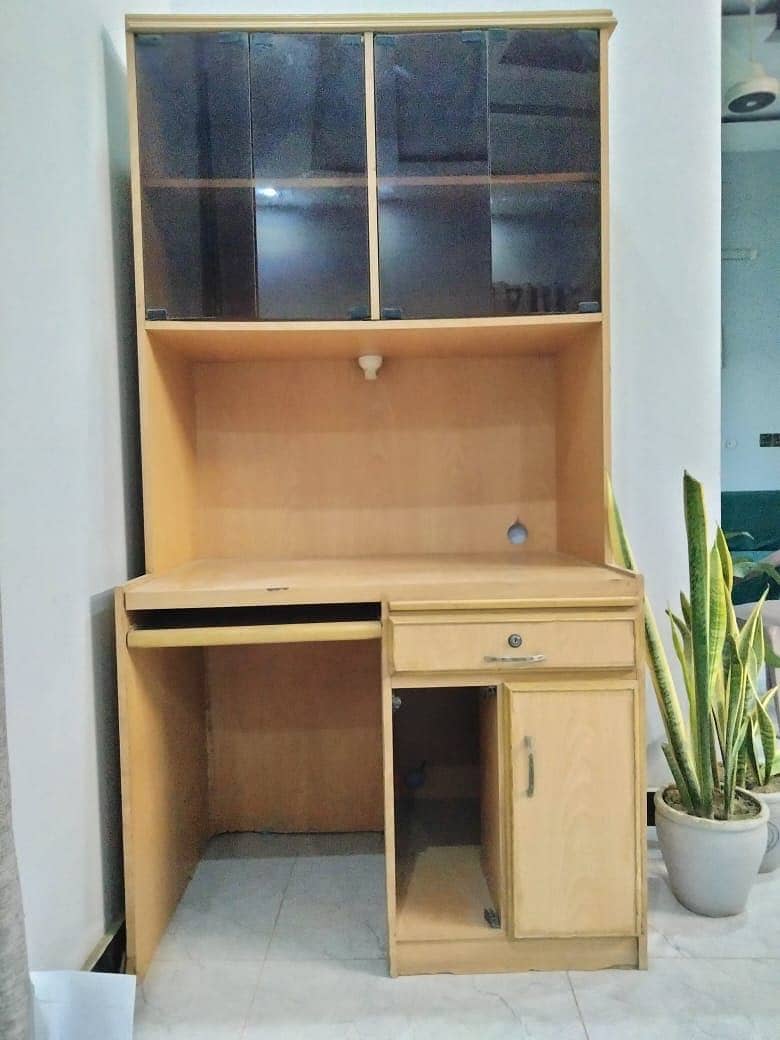 Computer table 3