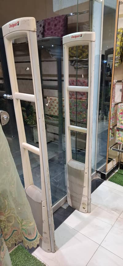 Checkpoint company anti thef alarm system