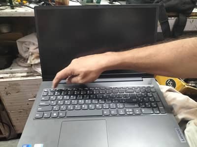 Lenovo V15 G3 Laptop | Core i7 12th Gen | 16GB RAM | 512GB SSD