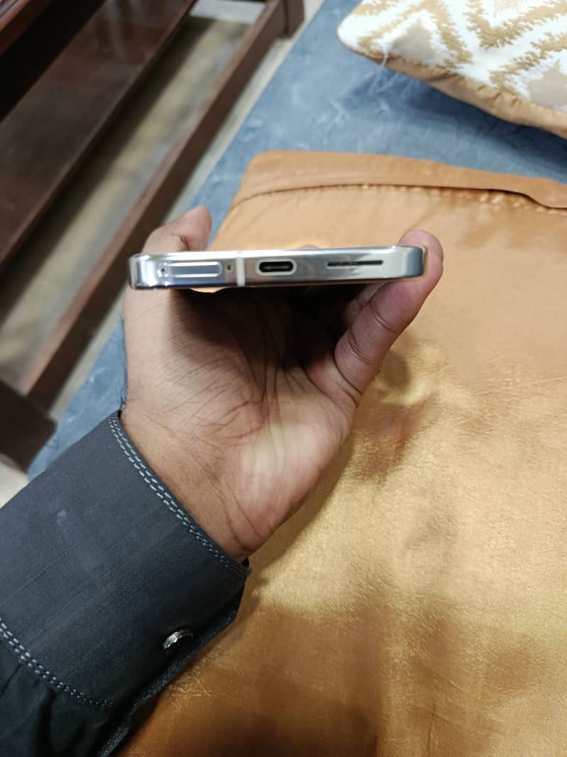 Google Pixel 9 Pro XL 0