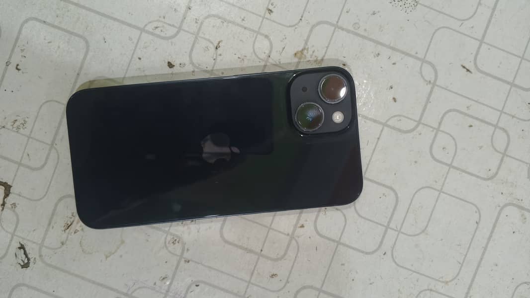 Apple iPhone 14 3