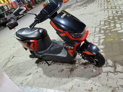 evee genz electric Scooty available
