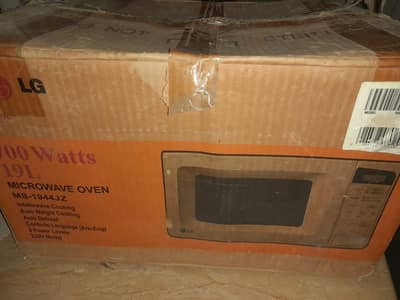LG microwave oven 19L