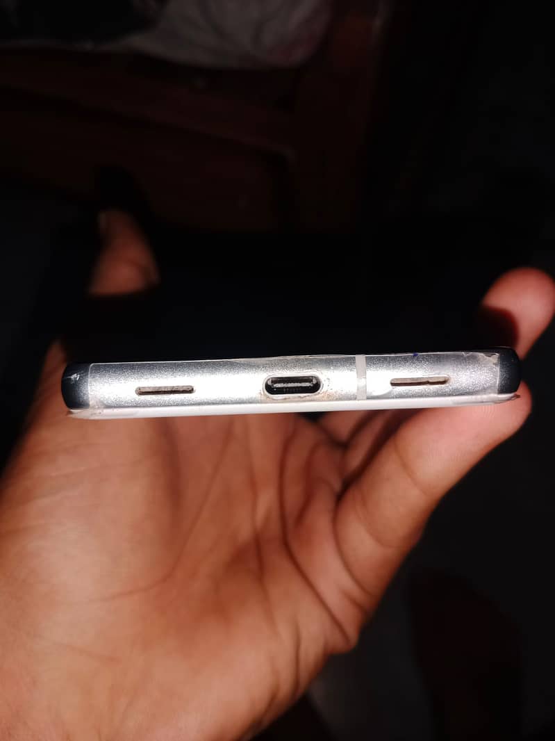 Google Pixel 7a 1