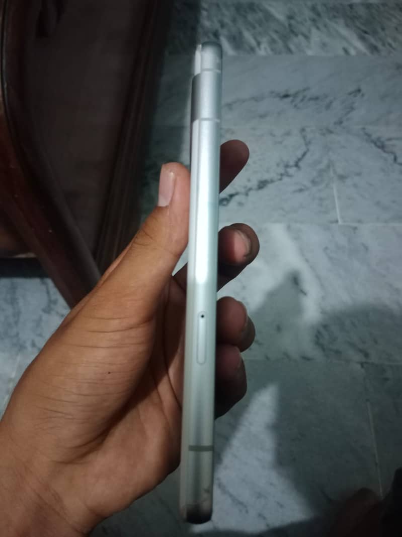 Google Pixel 7a 2