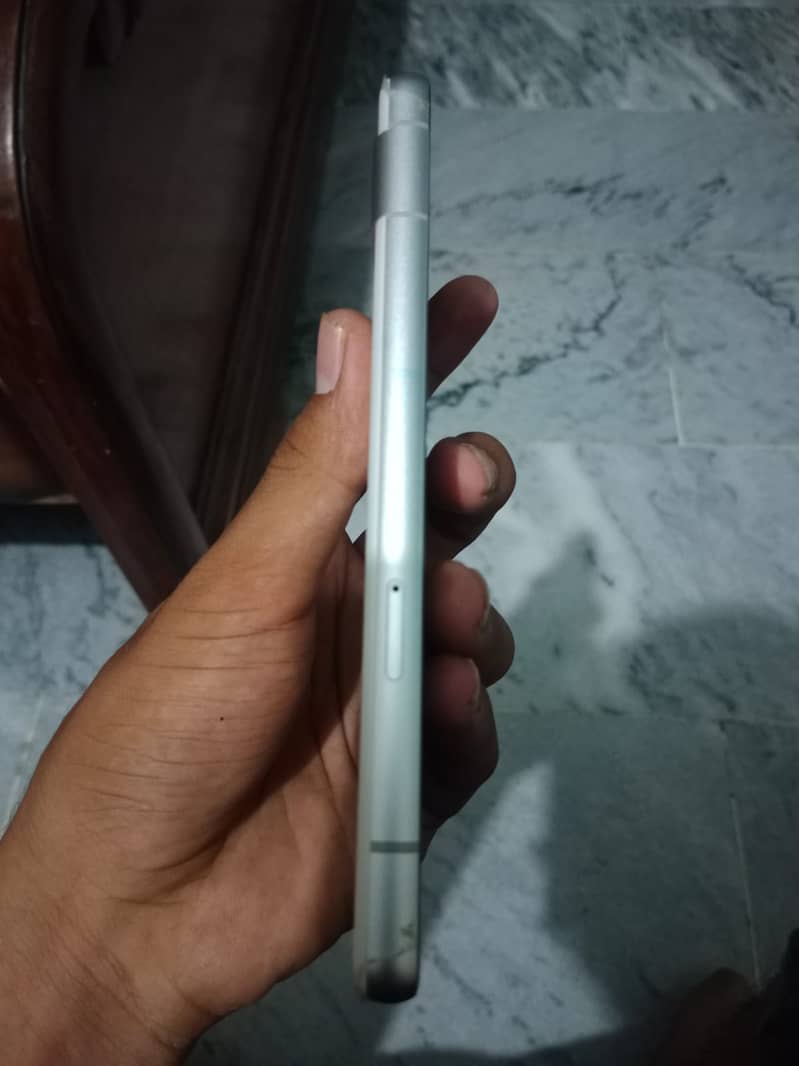 Google Pixel 7a 3
