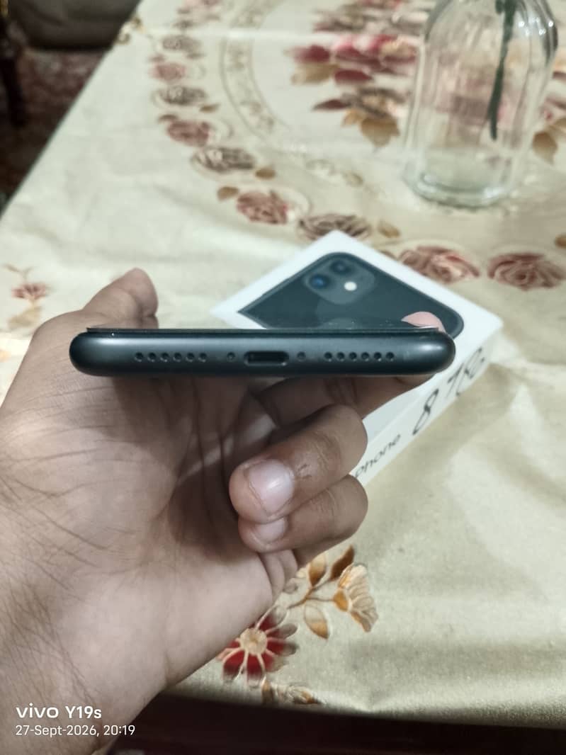 Apple iPhone 11 2