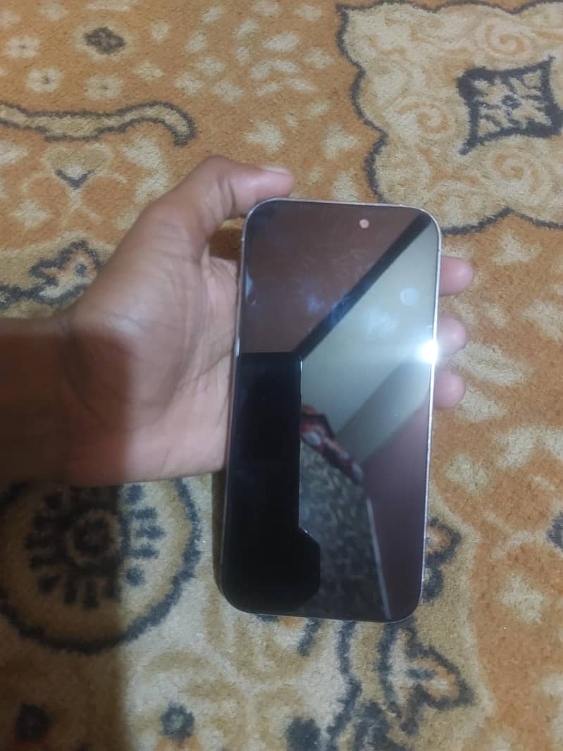 Apple iPhone 14 Pro 2