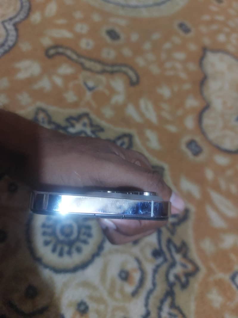 Apple iPhone 14 Pro 5