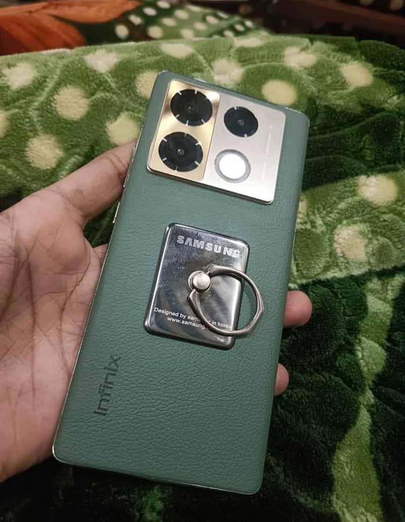 Infinix Note 40 Pro 3