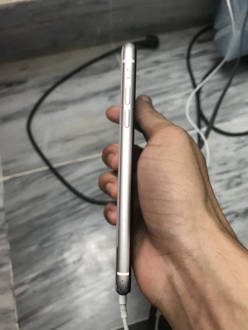 Apple iPhone 11 2