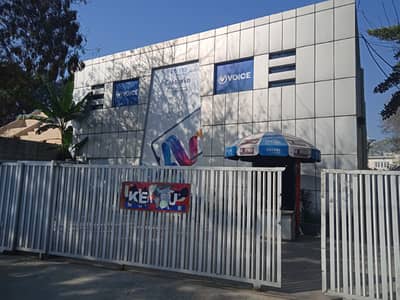 GULBERG ESTATE OFFER,2000 SQFT COMMERCIAL BUILDING FOR RENT LAINK MM ALAM GULBERG III LAHORE, Brand Outlet, Clinic, Salon, Software House, Gym, Cafe